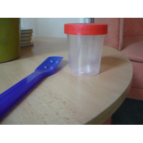 Łyżka do pobierania próbek do badania TSE u owiec