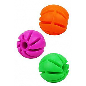 Zabawka dla psa Piłka ze spiralą pływającą Wanilia. 7cm SP Zabawka dla psa Piłka ze spiralą pływającą Wanilia. 7cm SP